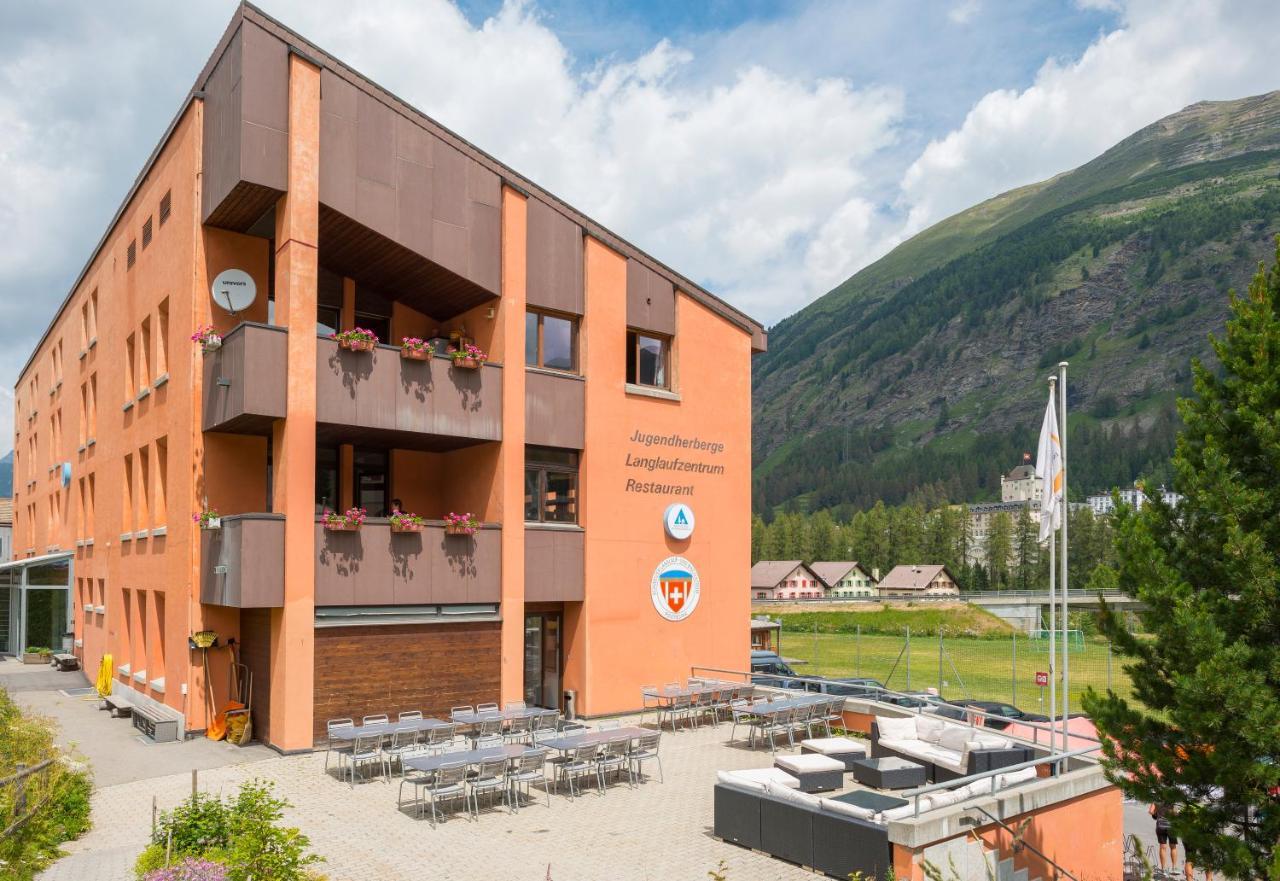 Pontresina Youth Hostel Екстер'єр фото