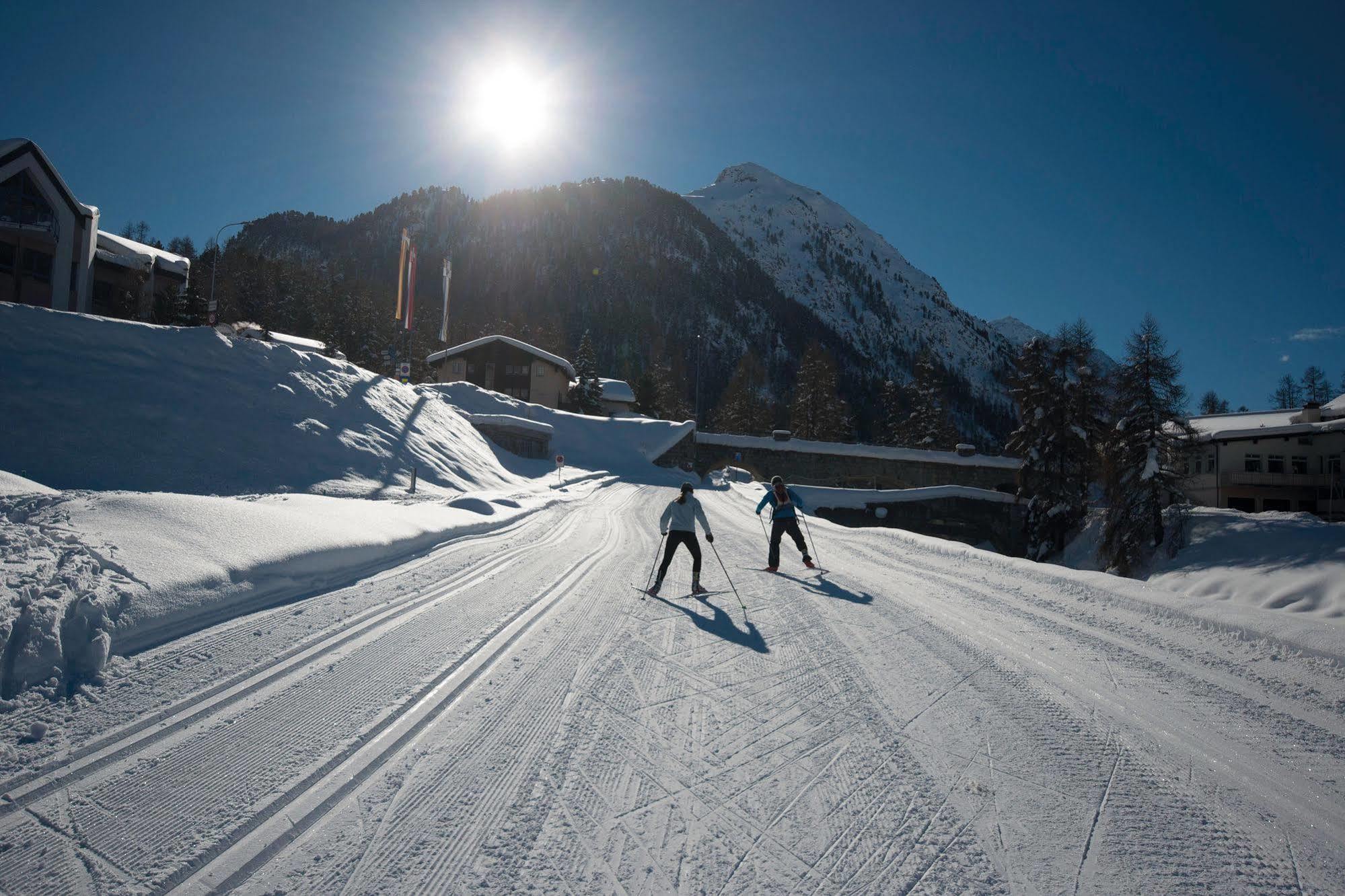 Pontresina Youth Hostel Екстер'єр фото